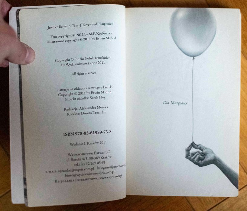 Juniper Berry Kozlowsky Tajemnicze Drzewo Horror Ilustracje Madrid