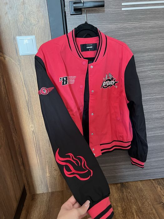 Теплий Бомбер Cropp