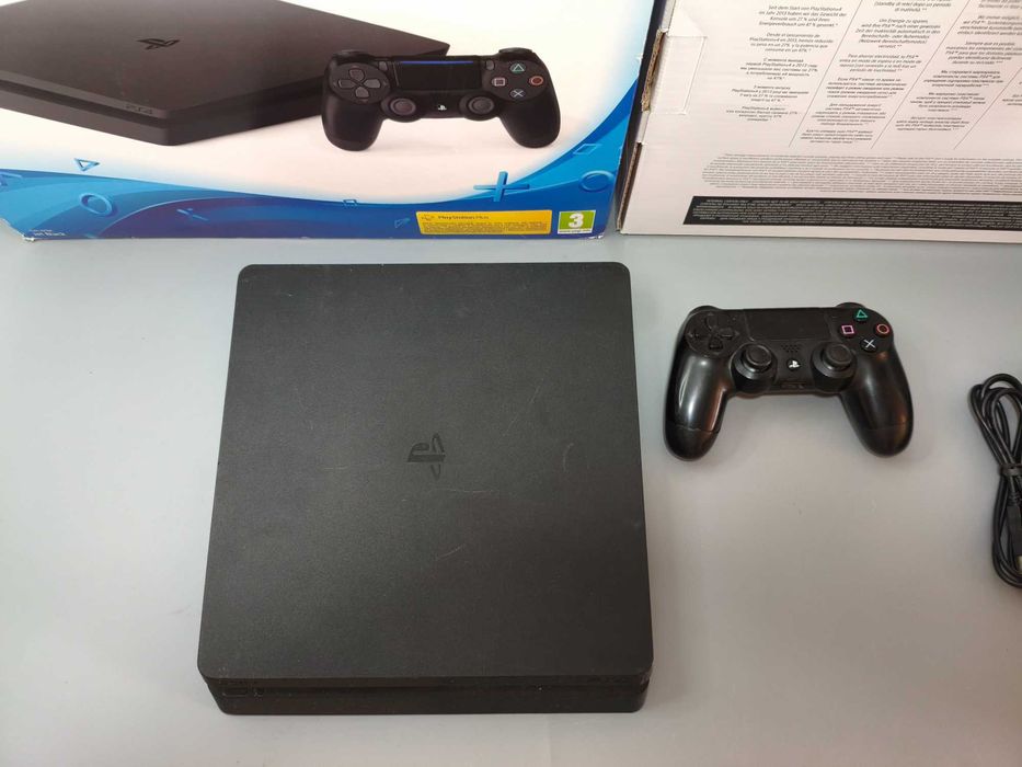 Playstation 4 Slim
