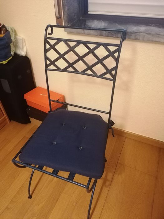 Cadeira decorativa Urgente