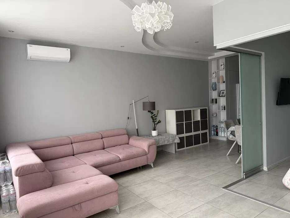 Макаренко / 13 Фонтана, квартира с ремонтом и мебелью,56 м