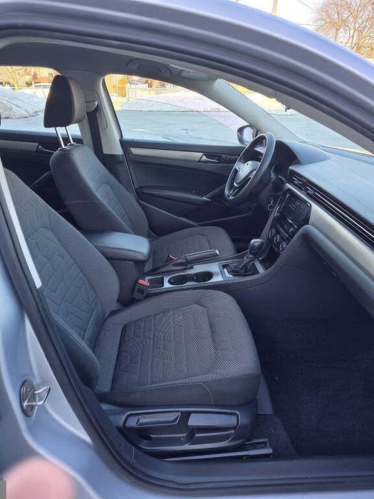 Volkswagen Passat      2022