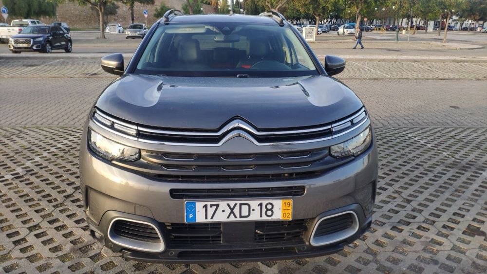 Citroën C5 Aircross Automático • SUV Premium • Conforto e Elegância