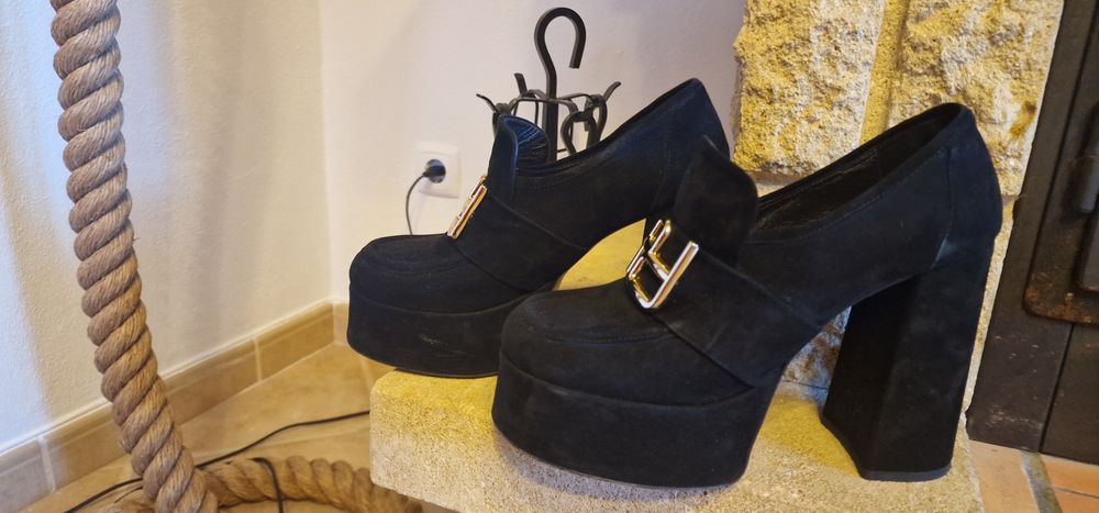 Vendo sapatos cerimónia