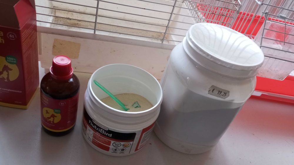 Conjunto de gaiolas de criação