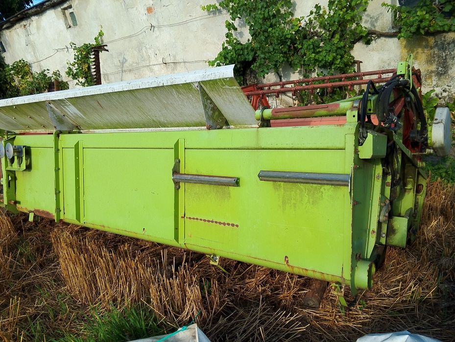 Heder Claas C900