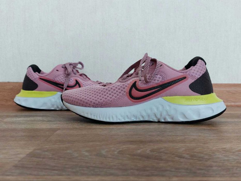 Кроссовки Nike Renew Run 2