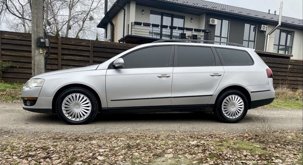 Продам Volkswagen Passat B6 1,6 FSI