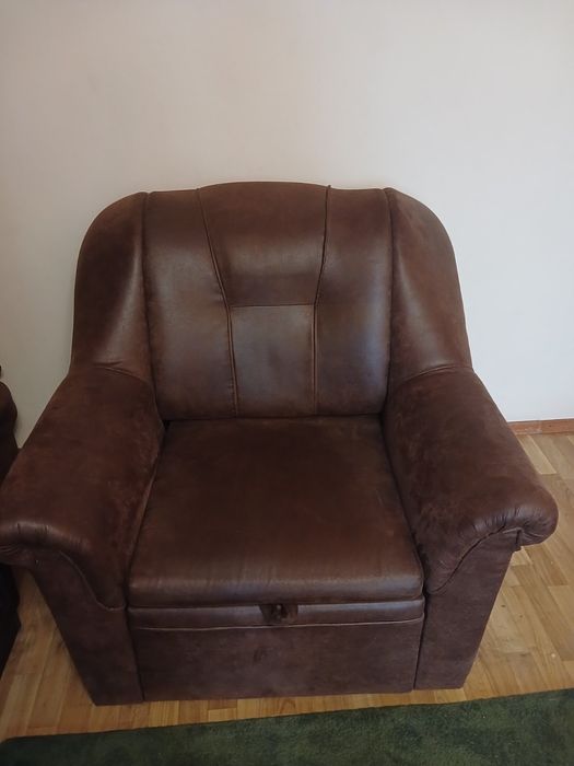 Кресло кровать б/у,в отличном состоянии.