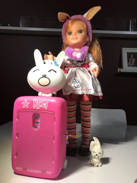 Boneca Nancy viagens com acessorios