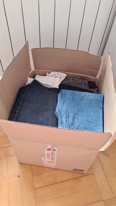 Paczka ubrań damskich Reserved Nike C&A Tatuum 39 ubrań S/M