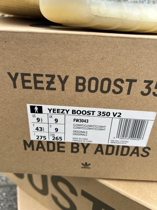 Adidas Yeezy Boost 350 V2 Cloud White sneakersy niebieskie 43 1/3