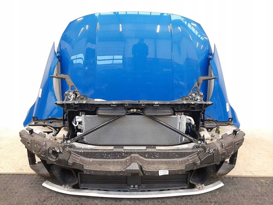 BMW 2 F44 Передня панель, телевізор