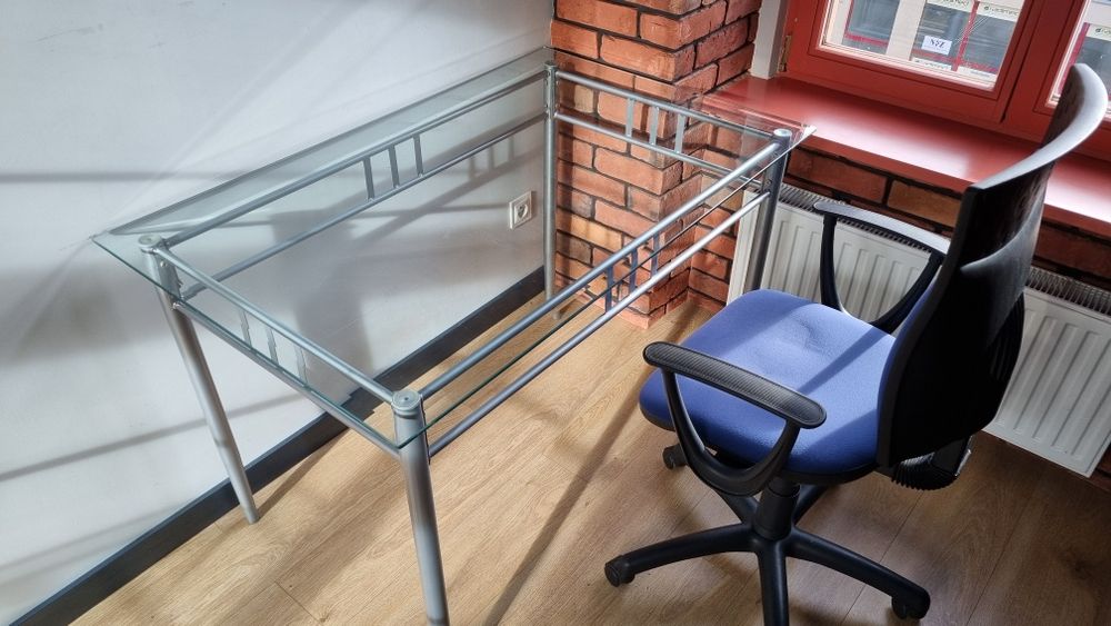 Biurko szklane + krzeslo