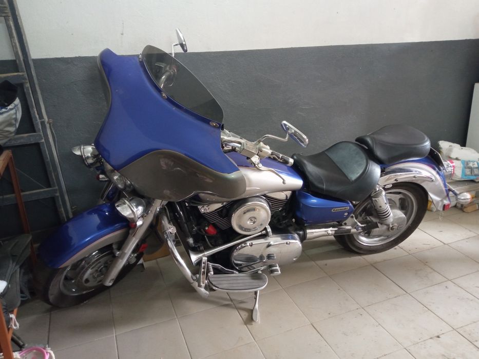 Продаю мотоцикл Kawasaki Vulcan Classic в доброму рабочему стані