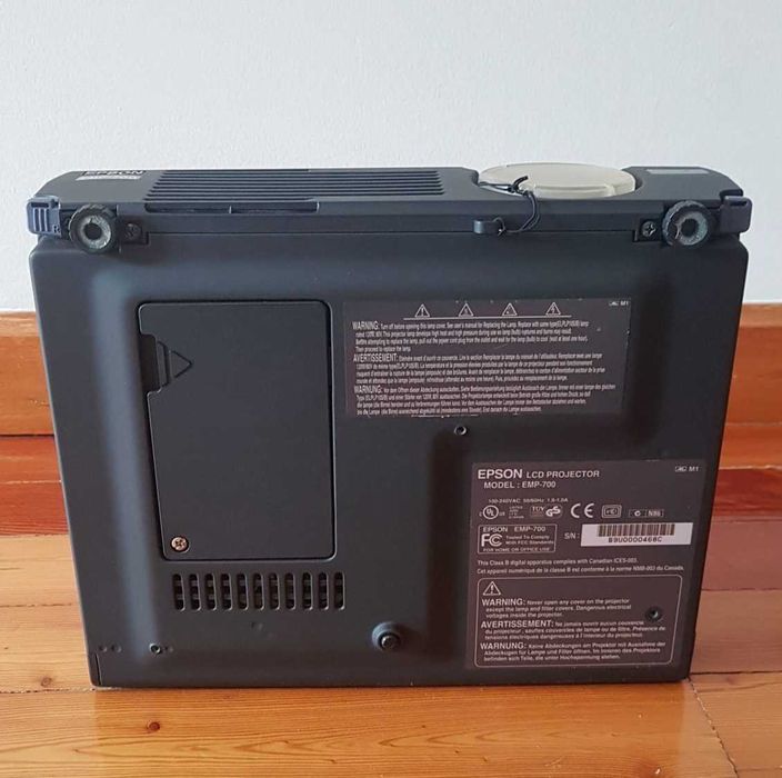 Projetor Epson EMP-700