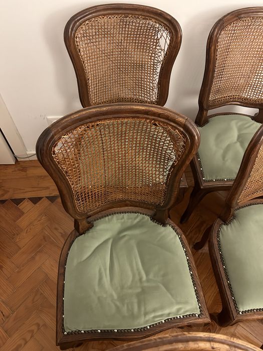 6 Cadeiras madeira com costas em palhinha