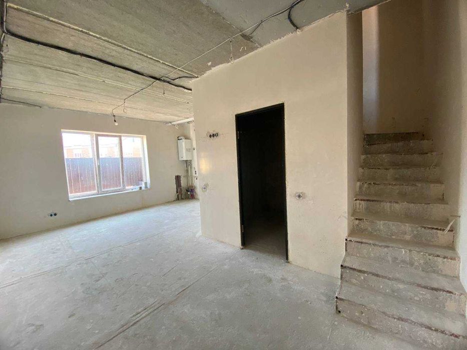 Продаж таунхаусу Фастівська.