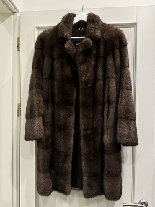 Норковая шуба коричневого цвета, размер 40