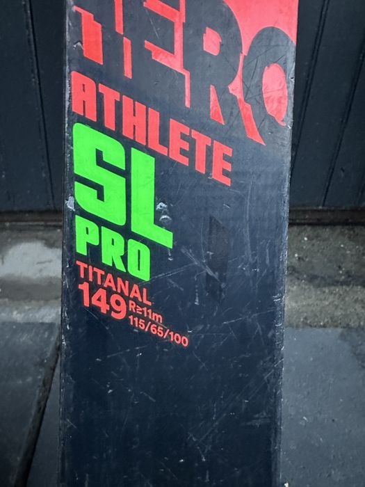 Narty Rossignol athlete Sl Pro