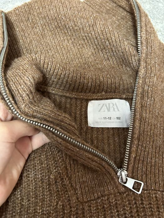 Кофточка ZARA с горлышком