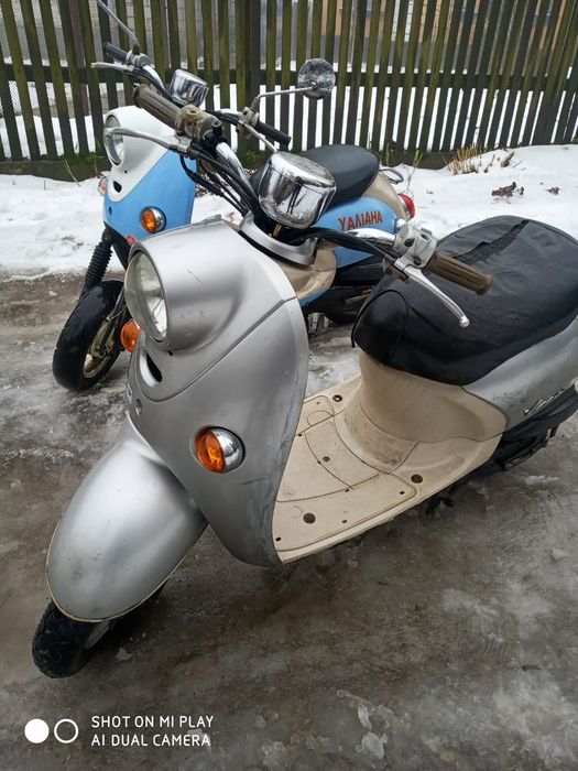 Ціна за два скутера Продам два інжекторних скутера Yamaha Vino 4 T і!