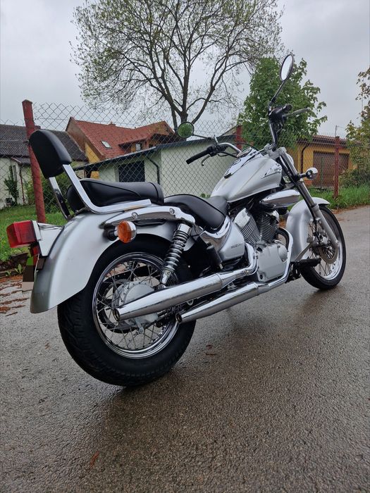 Suzuki Intruder 125 – kat. B – niski przebieg 8600 km