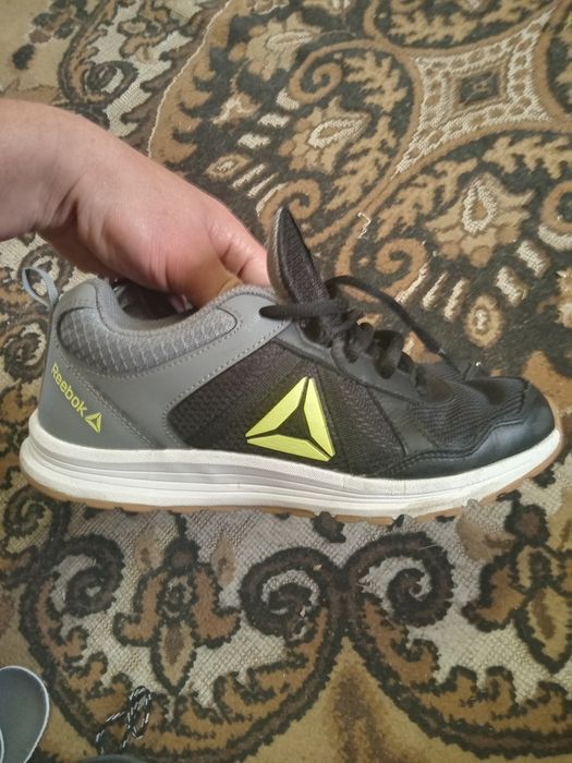 Продам кросовки Reebok