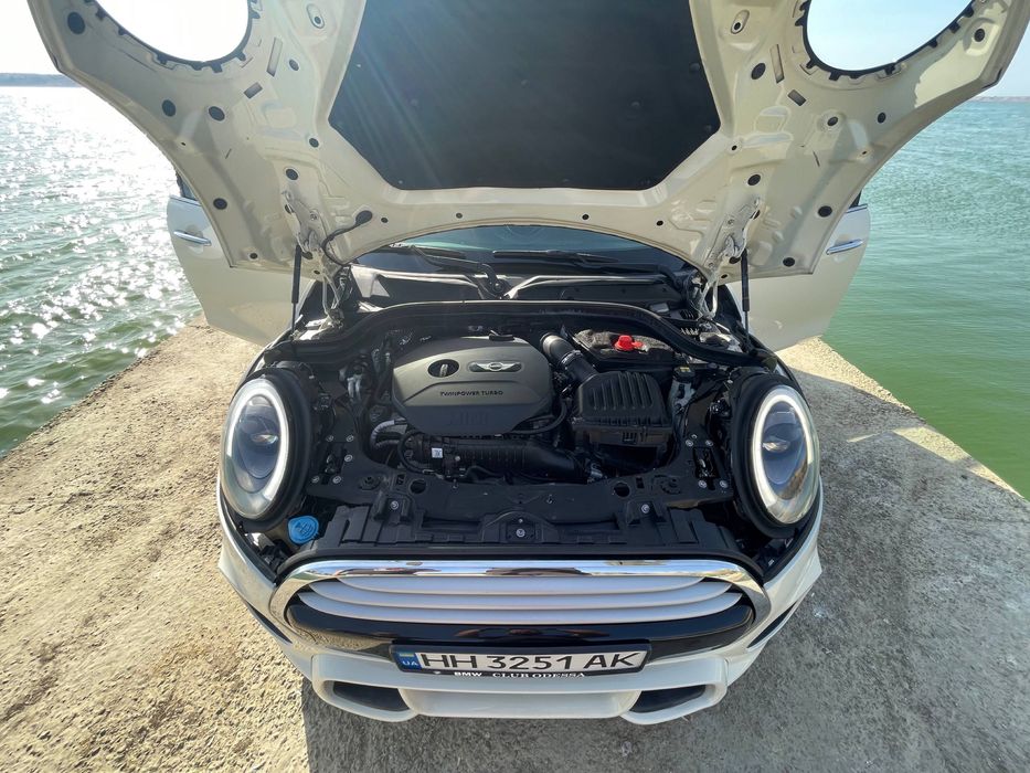 Mini Cooper 2015 рік