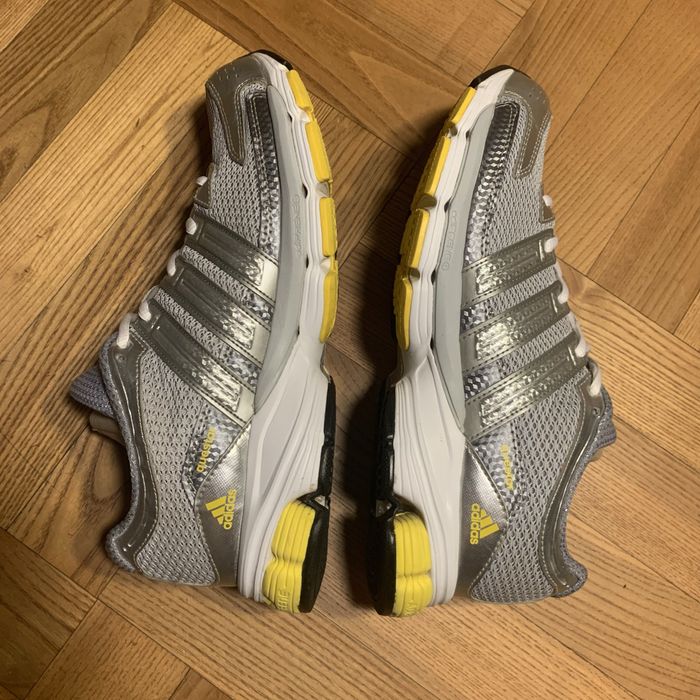 Buty damskie biegowe Adidas Performance Questar Cushion 40 2/3