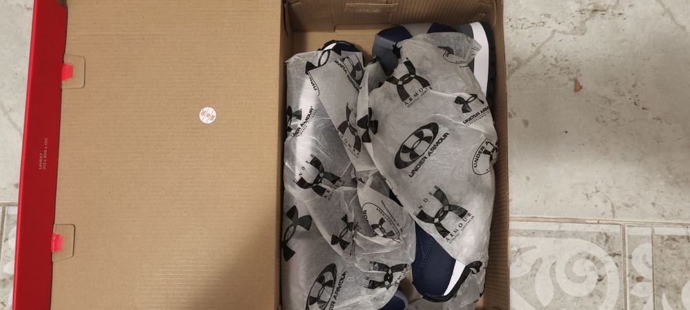 Sapatilhas Under Armour novas!