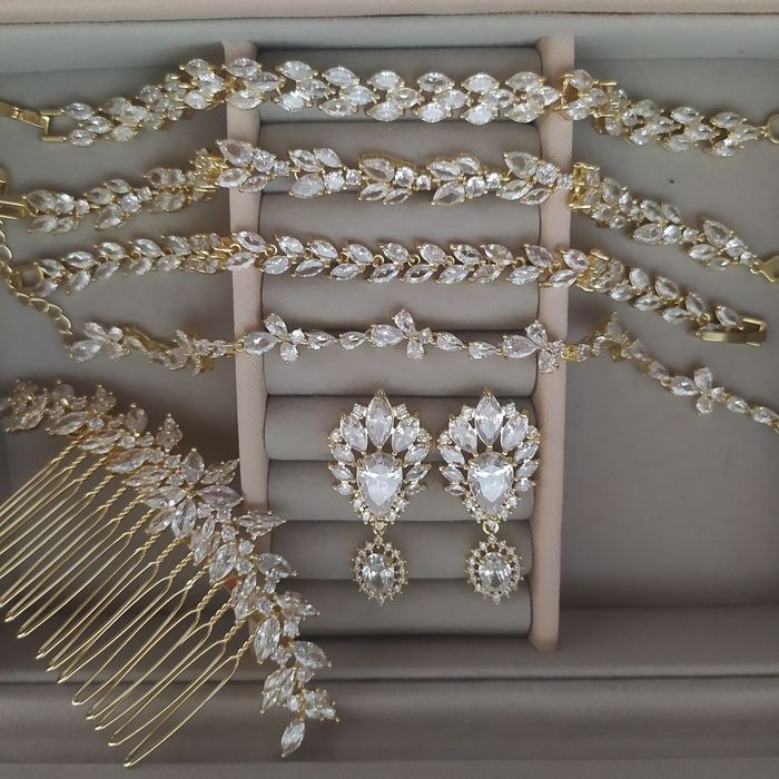 Złoty komplet kolczyki, grzebyk, bransoletka z kryształkami ślubne