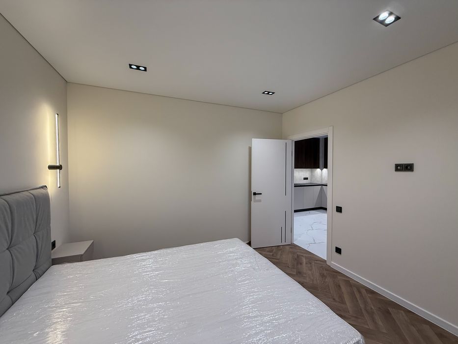 Продам сучасну 1к квартиру в класному районі!