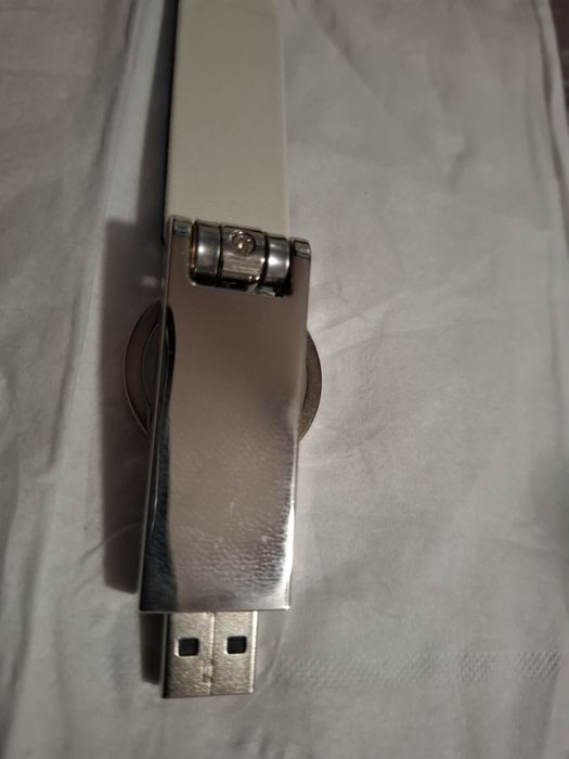 pendrive 16GB metalowy w etui