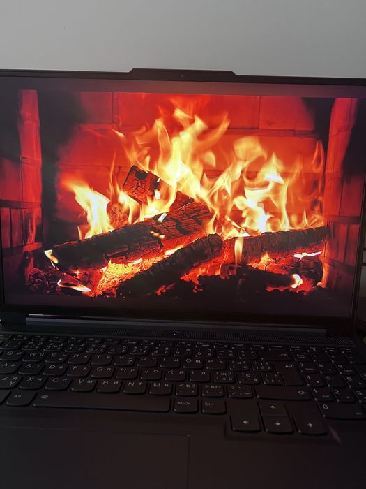 ноутбук lenovo LEGION slim 5 16irh8 rtx-4050/6g  .DDR/16-4800hz