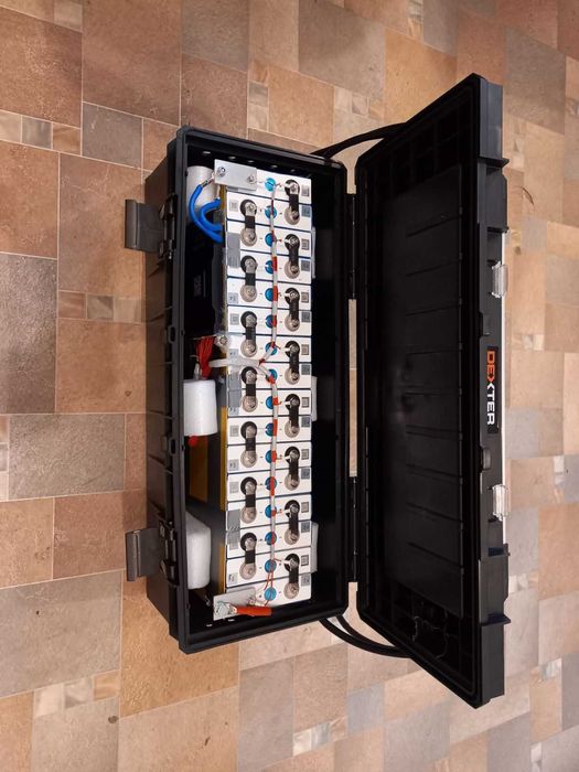 Акумуляторы литий-железо-фосфатные 5,4 кВтч/48В и 24 В. Новые.