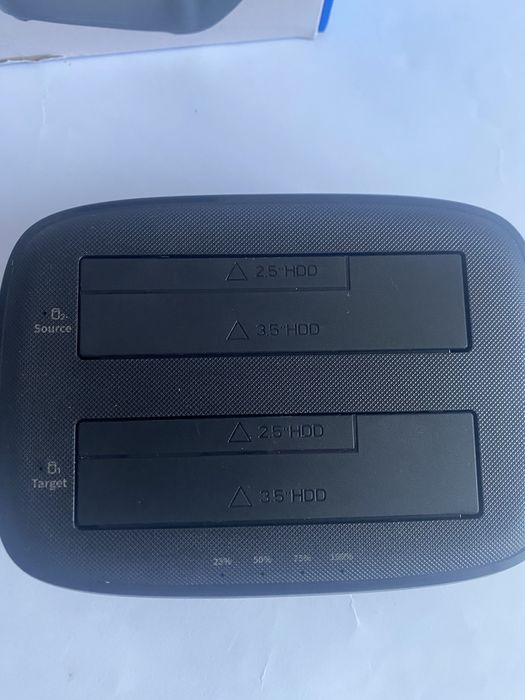 Док-станция ORICO DD28U3-C / DD28C3-C с возможностью автономного клонирования для двух жестких дисков.