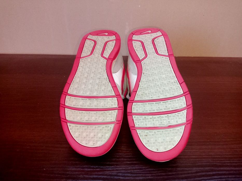 Nike nr 33.5--21 cm