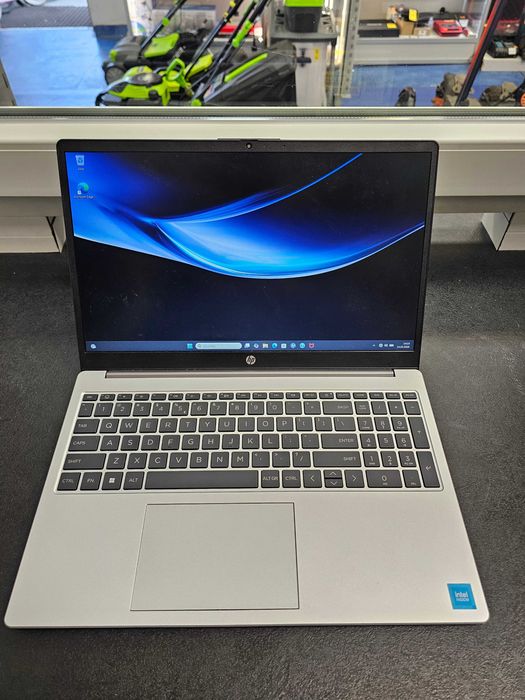 Laptop HP 250 G10 Intel N100 8Gb 250SSD * Komis Madej Gorlice