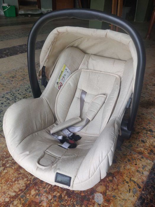 Cadeira de carro de bebe