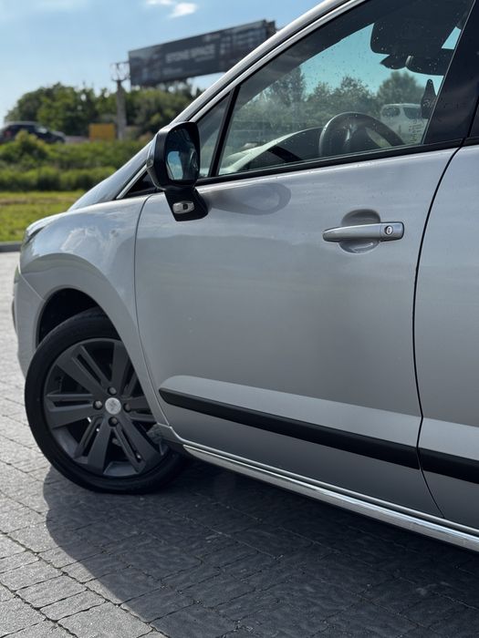 Peugeot 3008 Пежо 3008