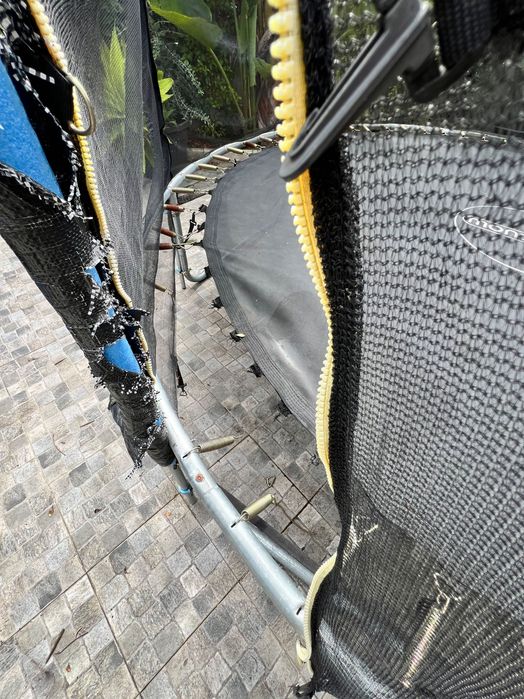 Trampolim Monzana 305cm