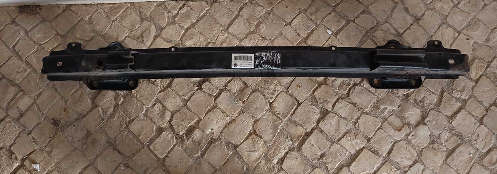 BMW Serie 1 E81/E87 - Reforço de parachoque traseiro