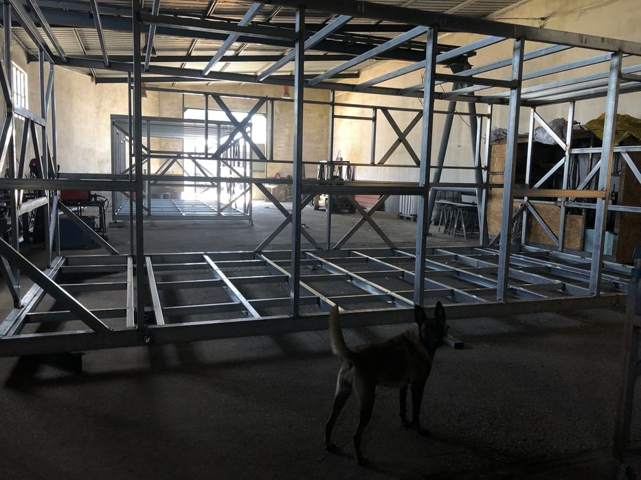 Modulos em aço galvanizado estrutural521691016588830724