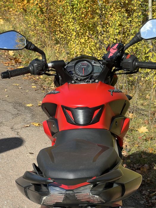 Bajaj pulsar ns200