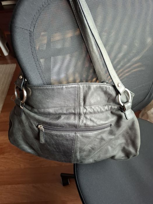 Carteira de pele preta, fumada