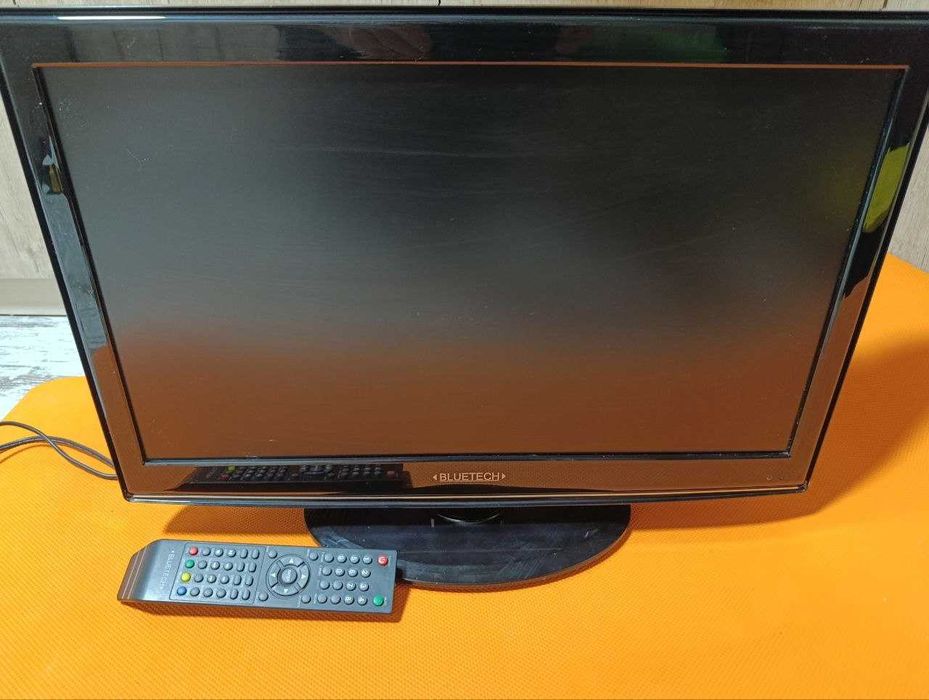 Телевизор 24" Bluetech TQT024-001 (Full HD / LED)  и ORION  24" белый