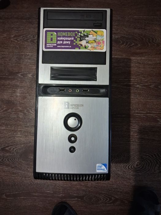 Продам рабочий системный блок.