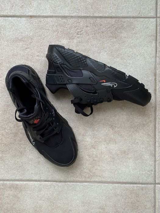 Кросівки жіночі Nike Air Huarache black