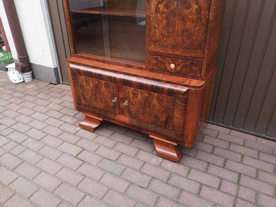 Witryna Barek ART-DECO Unikat Orzech Stara Antyk W Bardzo Dobrym Stanie .